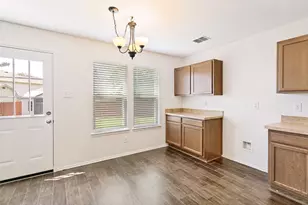 1208 Krista Dr, Burleson, TX 76028 - Photo 29