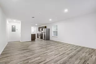 903 Olive St, Waco, TX 76704 - Photo 5