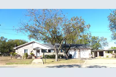 802 China, Brady, TX 76825 - Photo 1