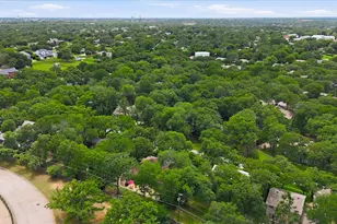 411 Lake Vista E, Highland Village, TX 75077 - Photo 37