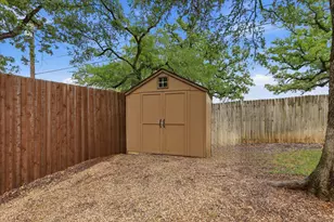 411 Lake Vista E, Highland Village, TX 75077 - Photo 29