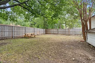6132 Victor St, Dallas, TX 75214 - Photo 31