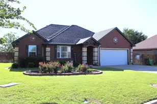 1701 Antelope Trl, Stephenville, TX 76401 - Photo 3