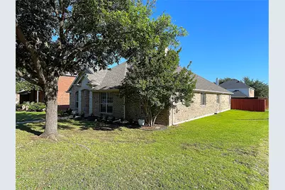 1090 Colleton Lane, Frisco, TX 75034 - Photo 3