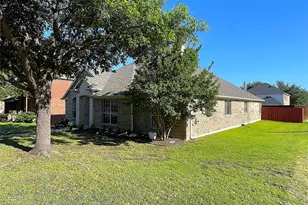 1090 Colleton Ln, Frisco, TX 75034 - Photo 3