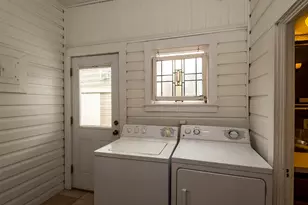 2241 W Rosedale St S, Fort Worth, TX 76110 - Photo 15