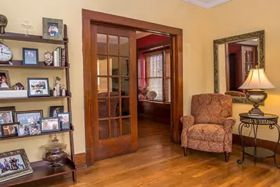 2241 W Rosedale Street S, Fort Worth, TX 76110 - Photo 5