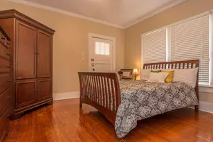 2241 W Rosedale St S, Fort Worth, TX 76110 - Photo 11