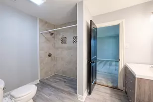 11083 Erhard Dr, Dallas, TX 75228 - Photo 17
