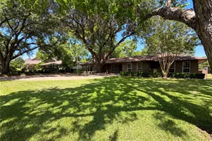 11083 Erhard Dr, Dallas, TX 75228 - Photo 23