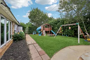 3710 Falcon Lake Dr, Arlington, TX 76016 - Photo 33