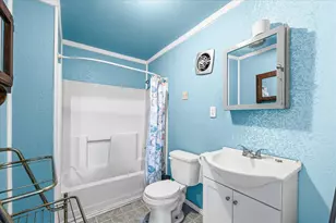 700 N 3rd St, McGregor, TX 76657 - Photo 7