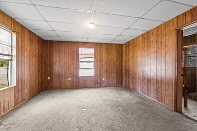 700 N 3rd Street, McGregor, TX 76657 - Photo 9
