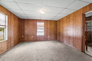 700 N 3rd St, McGregor, TX 76657 - Photo 9
