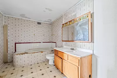 700 N 3rd Street, McGregor, TX 76657 - Photo 11