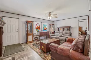4807 Orange Blossom St, Granbury, TX 76048 - Photo 5