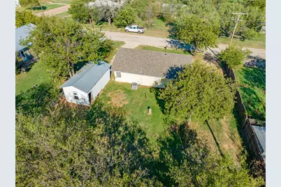 304 N Geneva Street, Breckenridge, TX 76424 - Photo 7