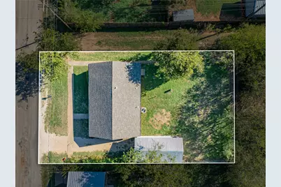 304 N Geneva Street, Breckenridge, TX 76424 - Photo 3