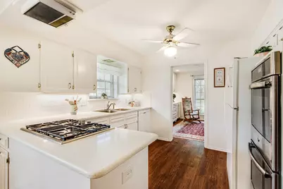 331 Robin Way, Richardson, TX 75080 - Photo 9