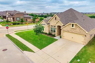 8628 Cloudyway Dr, Fort Worth, TX 76123 - Photo 29