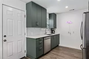 112 N Adams Ave, Dallas, TX 75208 - Photo 23