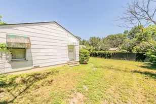 3241 Sandage Ave, Fort Worth, TX 76109 - Photo 23