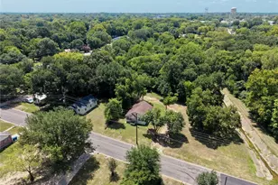 506 Edmonson Ave, Athens, TX 75751 - Photo 13