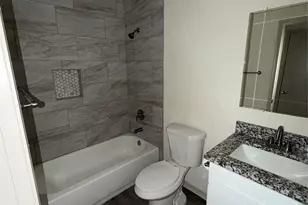 305 Lois St, Roanoke, TX 76262 - Photo 9