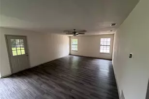 305 Lois St, Roanoke, TX 76262 - Photo 3
