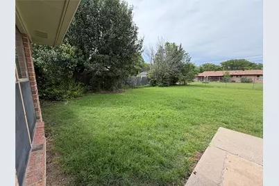 305 Lois Street, Roanoke, TX 76262 - Photo 17