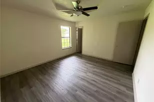 305 Lois St, Roanoke, TX 76262 - Photo 11