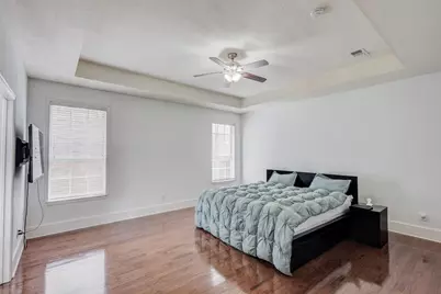 9718 Wolf Creek Drive, Irving, TX 75063 - Photo 21