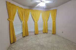 630 Country View Ln, Garland, TX 75043 - Photo 11