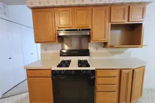 630 Country View Ln, Garland, TX 75043 - Photo 9