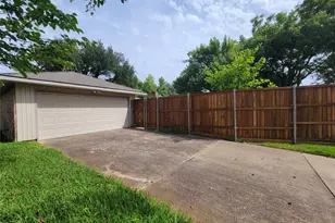 630 Country View Ln, Garland, TX 75043 - Photo 29
