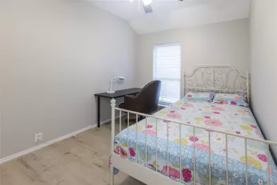 2405 Pinehurst Court, Highland Village, TX 75077 - Photo 7