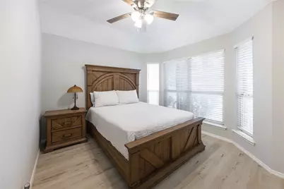 2405 Pinehurst Court, Highland Village, TX 75077 - Photo 5