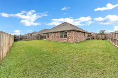 933 E 5th Street, Springtown, TX 76082 - Photo 27