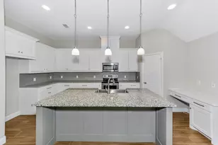 933 E 5th St, Springtown, TX 76082 - Photo 7