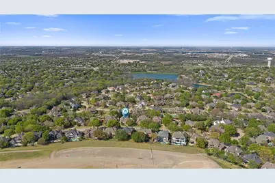 819 Hills Creek Drive, McKinney, TX 75072 - Photo 27