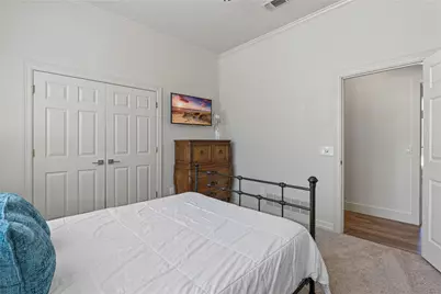 819 Hills Creek Drive, McKinney, TX 75072 - Photo 15