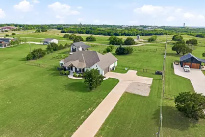 103 Old Decatur Road, Decatur, TX 76234 - Photo 5