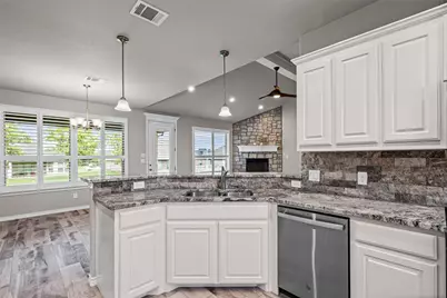 6620 Pinehurst Drive, Granbury, TX 76049 - Photo 11