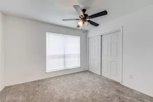 2428 Summer Pl Dr, Arlington, TX 76014 - Photo 9