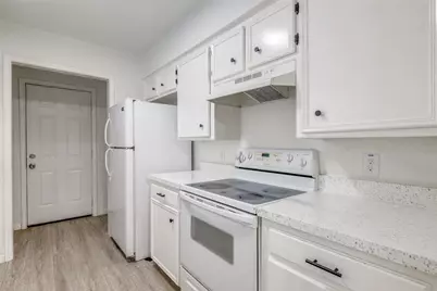 2428 Summer Place Drive, Arlington, TX 76014 - Photo 7