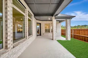 2090 Spotted Fawn Dr, Arlington, TX 76005 - Photo 3