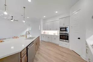 2090 Spotted Fawn Dr, Arlington, TX 76005 - Photo 13