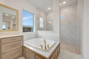 2090 Spotted Fawn Dr, Arlington, TX 76005 - Photo 27