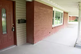 918 S Varella St, Mexia, TX 76667 - Photo 3