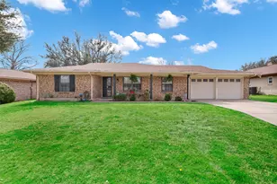 4025 Aragon Dr, Fort Worth, TX 76133 - Photo 1